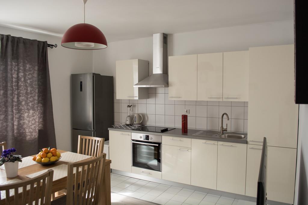 Apartment Sara Трогир Экстерьер фото