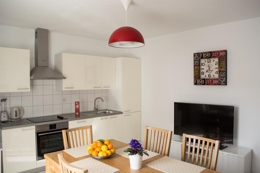 Apartment Sara Трогир Экстерьер фото